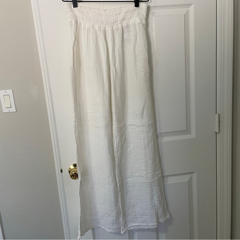 Abercrombie & Fitch - White Beach Cover Up Pants - Size M